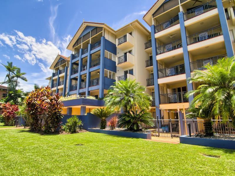 North Cove Waterfront Suites Cairns Exteriör bild